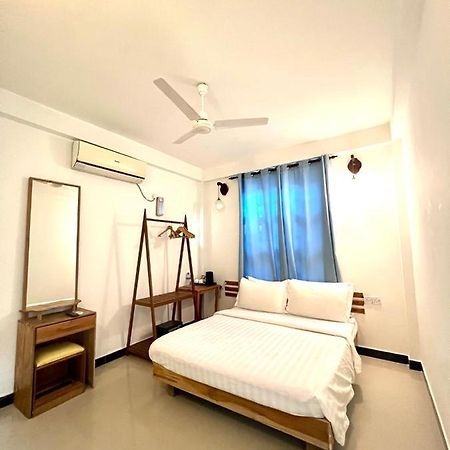 Leisure Boutique Maafushi 维尼家 Hotel Bagian luar foto